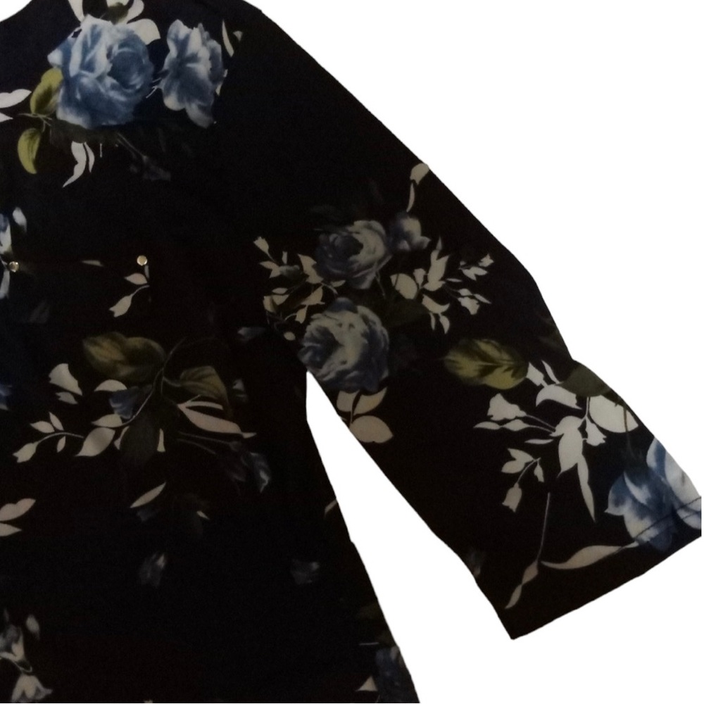 Floral Print Blouse - Picture 2 of 3